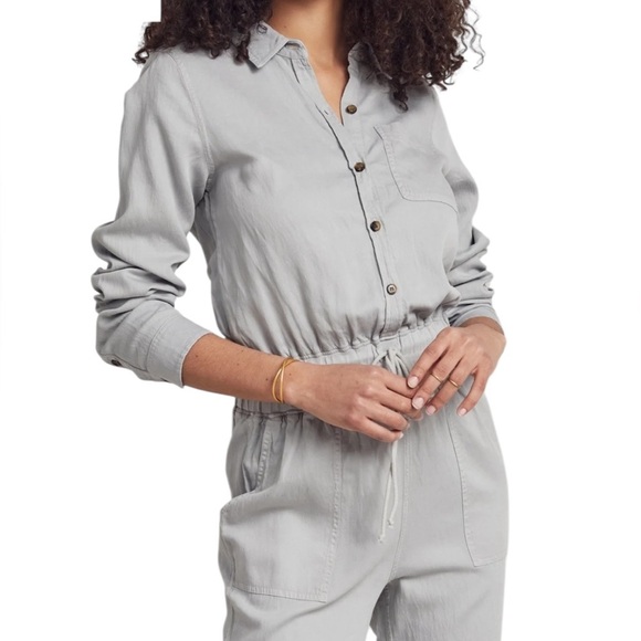 Faherty Linen Blend Arlie Utility Jumpsuit in Stone Size XS - Picture 2 of 13